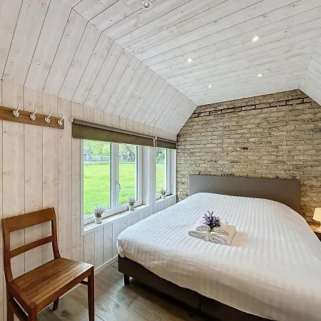 Sunny - בית נופש